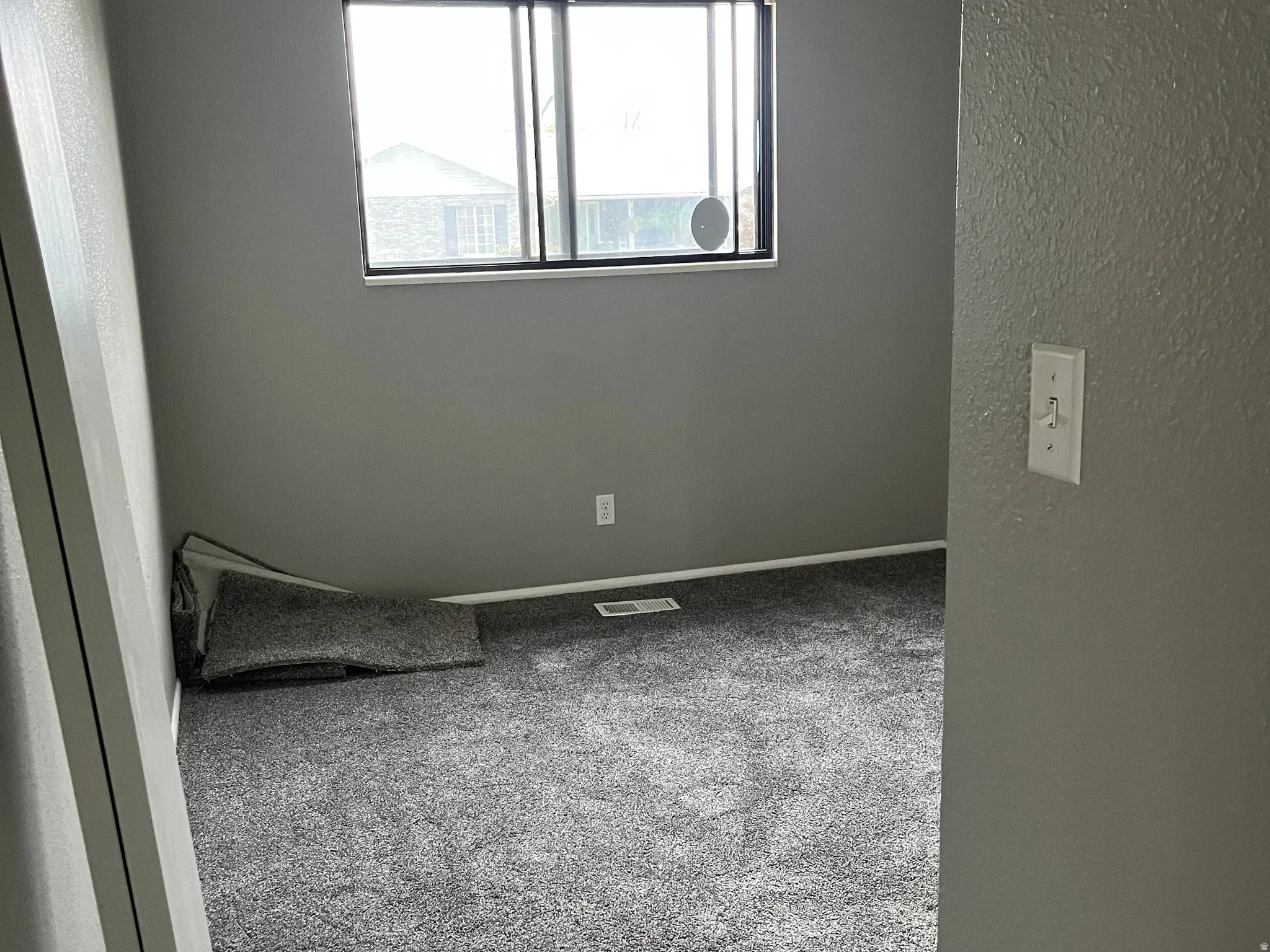 3rd bedroom upstairs. Has new carpet