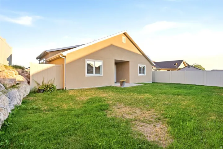 2195 E 1075 N, Layton, Utah 84040