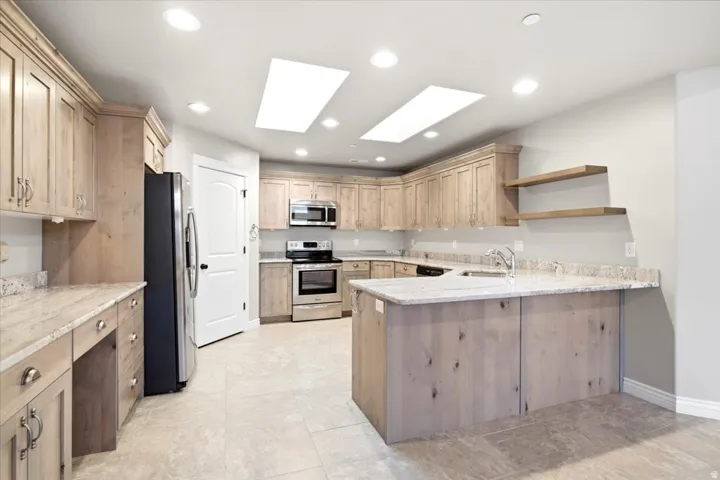 2195 E 1075 N, Layton, Utah 84040