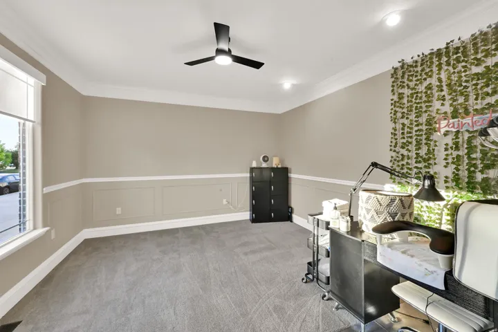 Office/Bonus Room