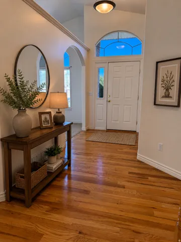 Virtually Staged Entry