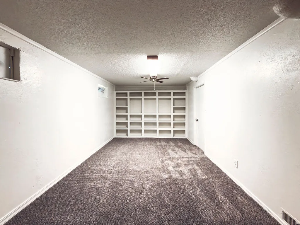 2nd family room