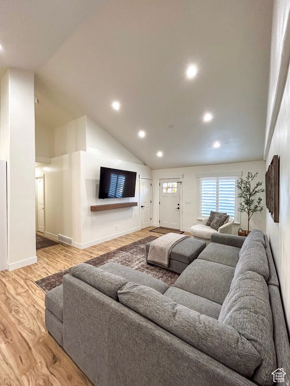 Vaulted ceilings with recessed lighting