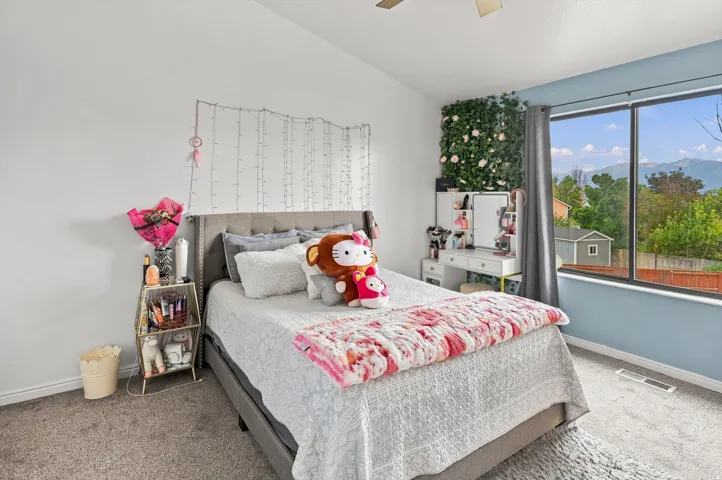 Bedroom #1