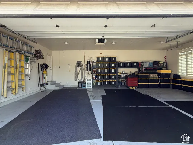 Oversized garage
