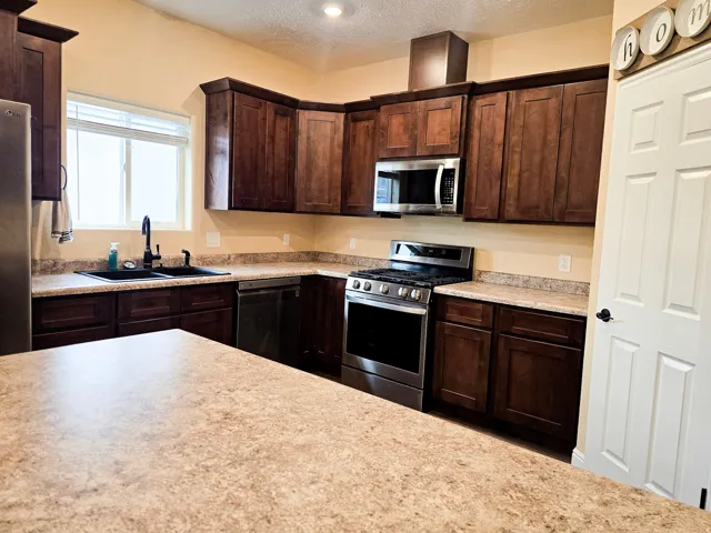 827 S 300 E, Monroe, Utah 84754