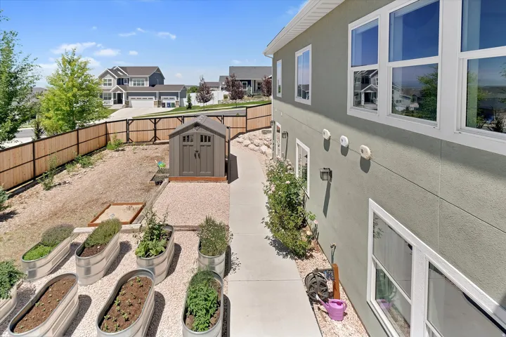 1093 S 600 E, Providence, Utah 84332