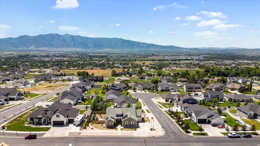 1093 S 600 E, Providence, Utah 84332