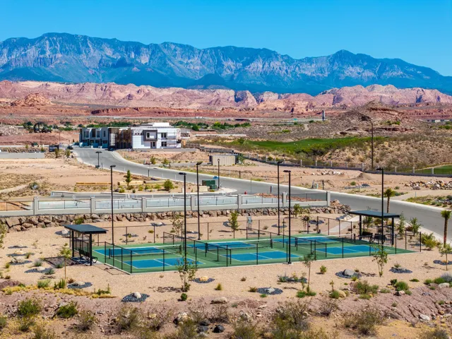Pickleball Courts
