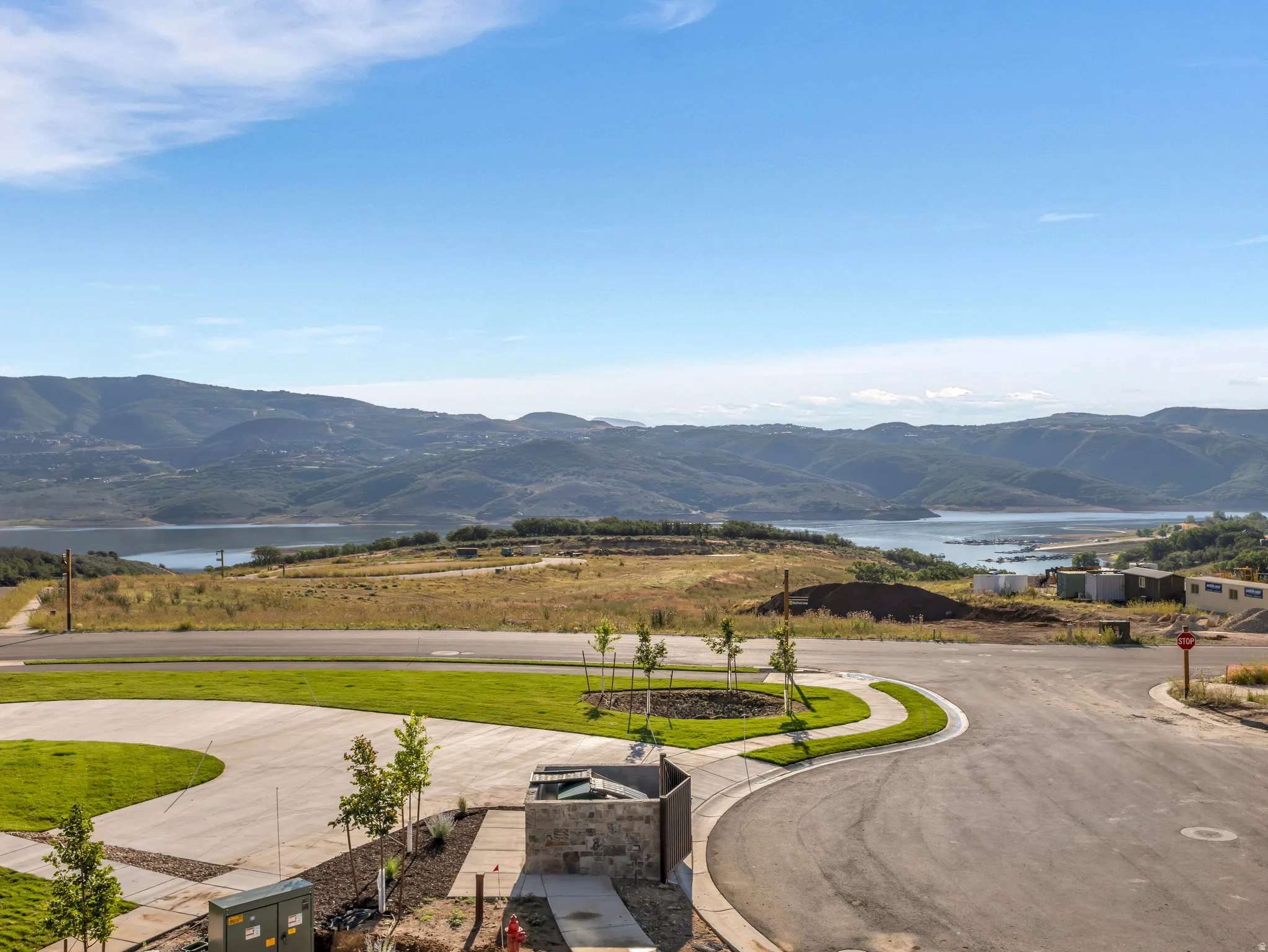 Expansive mountain and lake scenery