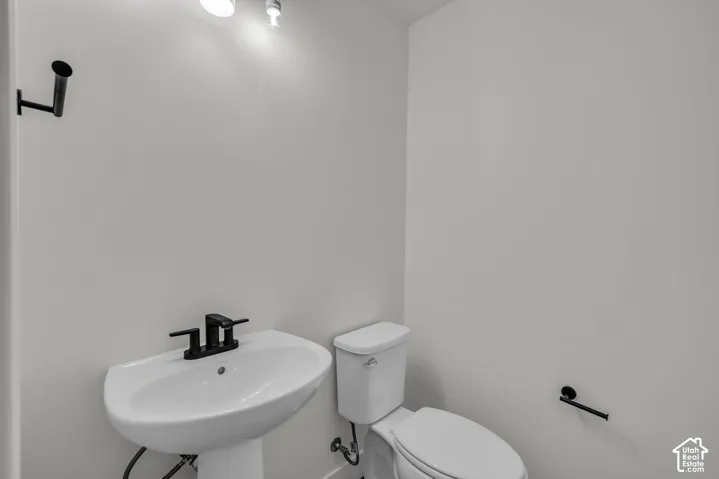 Representative photos of the same floor plan. Actual home may differ in finishes, colors, and options.
