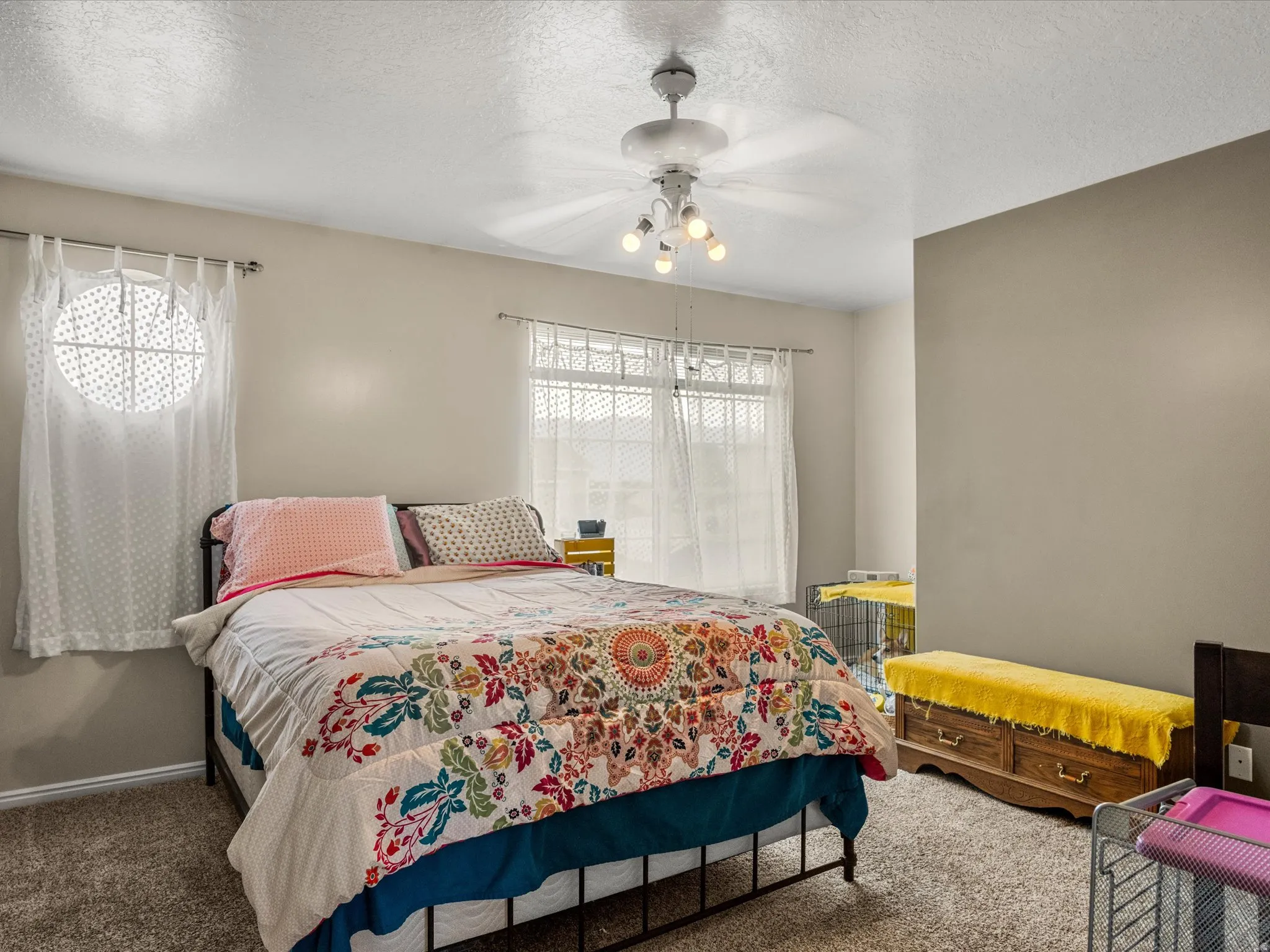 bedroom 3 of 3/ large primary with walk in closet