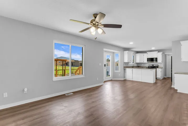 Bright Family room with view of mountains & open space