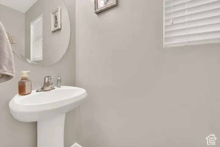 7861 S Cool Creek Way, West Jordan, Utah 84081
