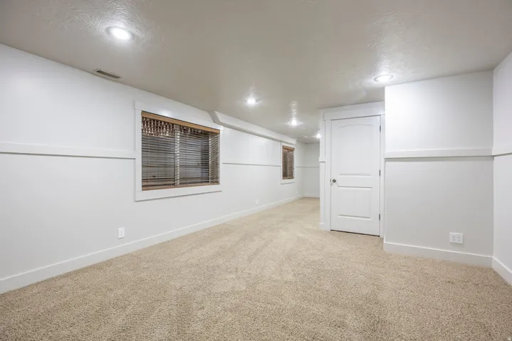 5012 W Wood Ranch Dr, South Jordan, Utah 84095