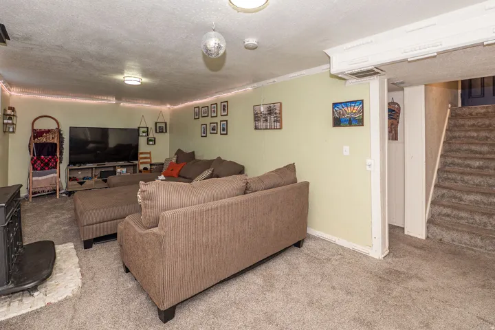 2375 W 4975 S, Roy, Utah 84067