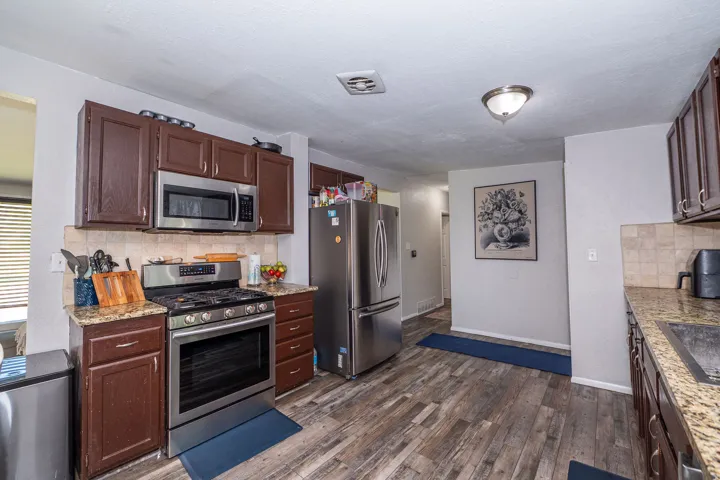 2375 W 4975 S, Roy, Utah 84067