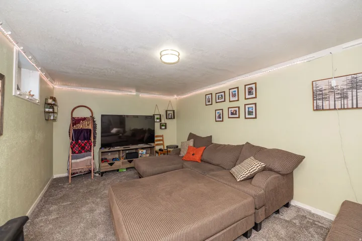 2375 W 4975 S, Roy, Utah 84067