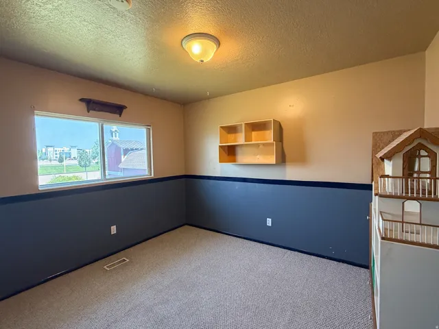 235 E 800 S, Layton, Utah 84041