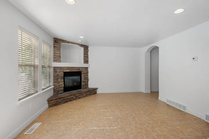 7183 S Villa Place Dr, Midvale, Utah 84047