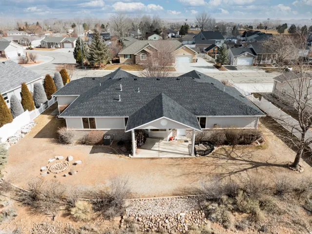 1135 W Park Ridge Dr, Roosevelt, Utah 84066