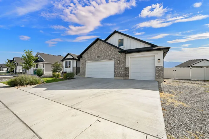 3024 S 2325 W, West Haven, Utah 84401