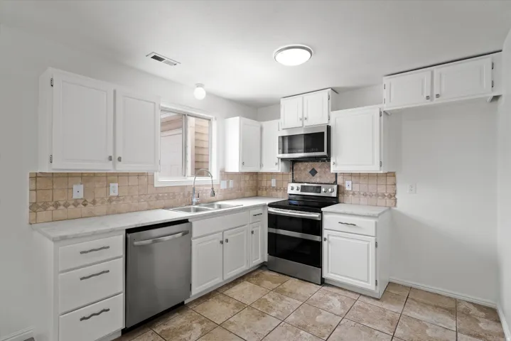 933 12th St, Ogden, Utah 84404