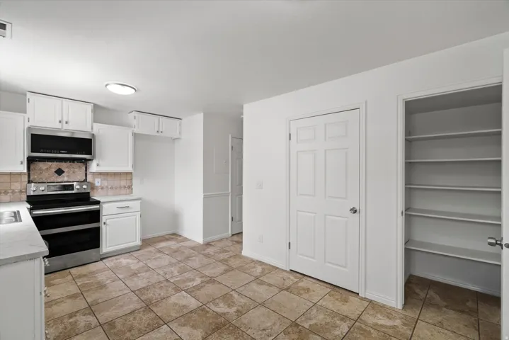 933 12th St, Ogden, Utah 84404