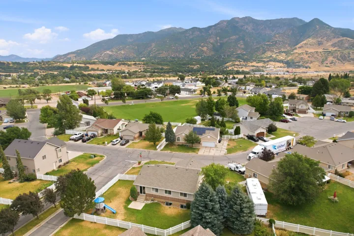 7473 S Shay Ln, South Weber, Utah 84405