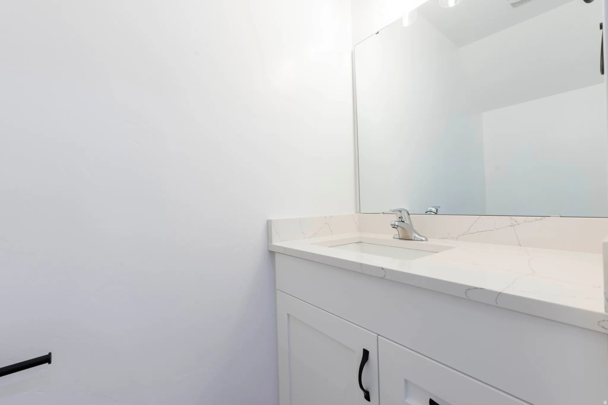 Photos are of a previously built townhome. Finish package varies depending on the townhome. Ask for details.