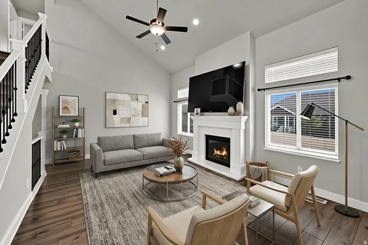 Living area *virtually staged*