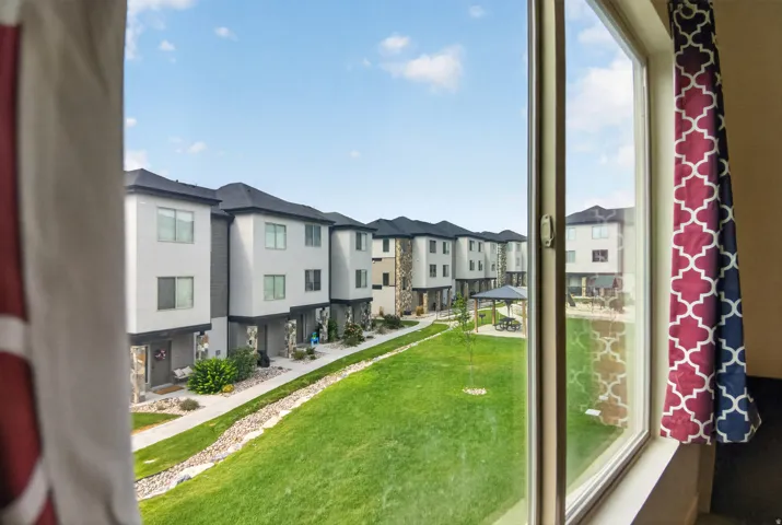149 W Autumn Ln, Saratoga Springs, Utah 84045