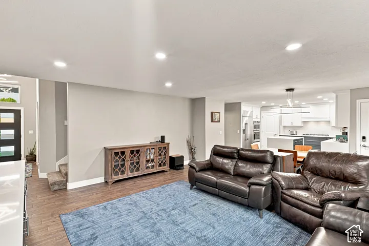 Super-sized Great Room
