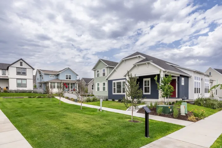 11192 S Easy Bee Rd, South Jordan, Utah 84009
