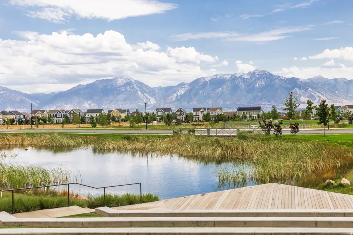 11192 S Easy Bee Rd, South Jordan, Utah 84009