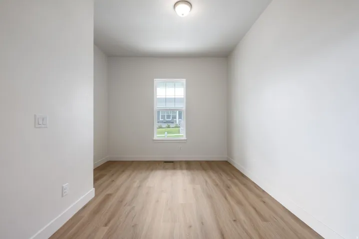 11192 S Easy Bee Rd, South Jordan, Utah 84009