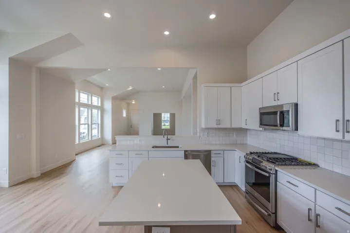 11192 S Easy Bee Rd, South Jordan, Utah 84009