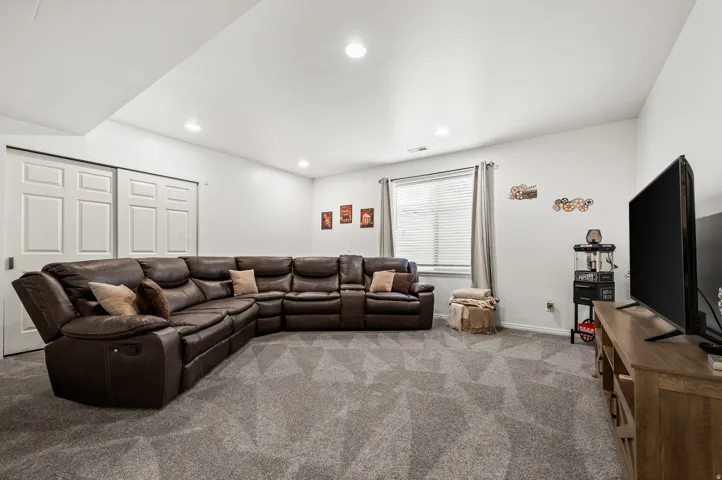2995 W Springer Ln, South Jordan, Utah 84095