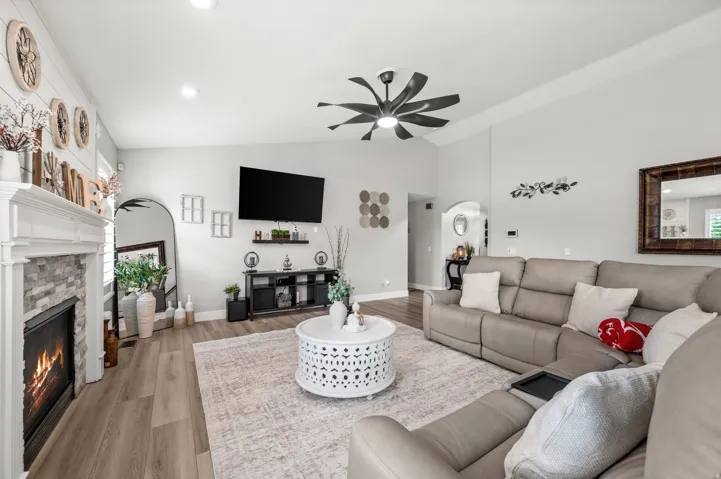 2995 W Springer Ln, South Jordan, Utah 84095