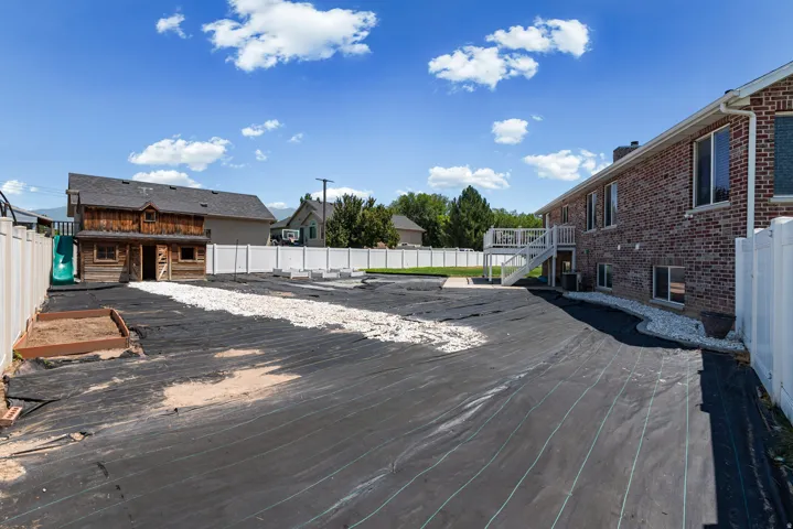 Spacious backyard area