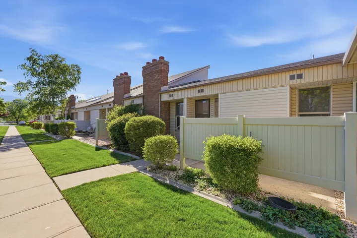 4539 S 1800 W #127, Roy, Utah 84067