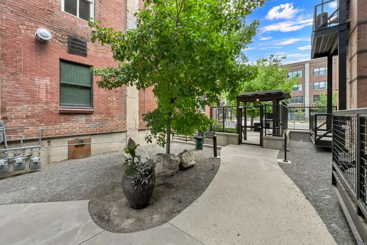 Building Courtyard