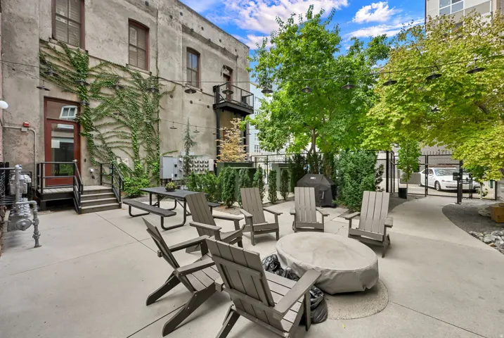 Building Courtyard
