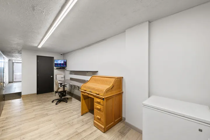 16 W 4800 S, Millcreek, Utah 84107