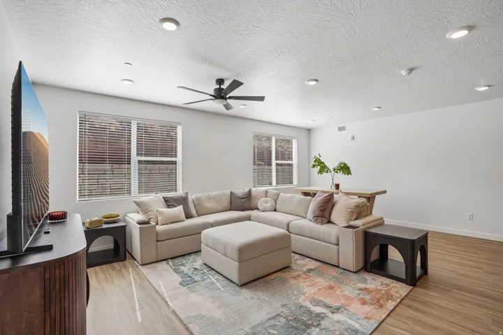 226 N Cliff Side Dr #l200, Hurricane, Utah 84737