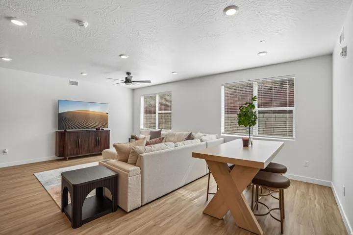 226 N Cliff Side Dr #l200, Hurricane, Utah 84737