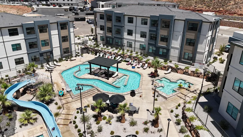 226 N Cliff Side Dr #l200, Hurricane, Utah 84737