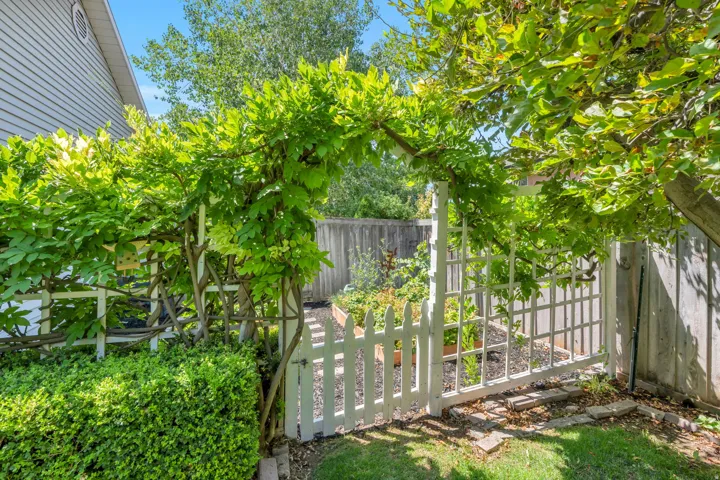 1063 E 1100 N, Pleasant Grove, Utah 84062