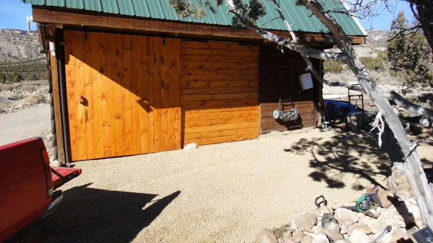 Workshop or possible barn
