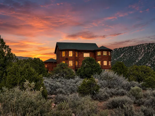5390 N Eagle Dr, Kenilworth, Utah 84529